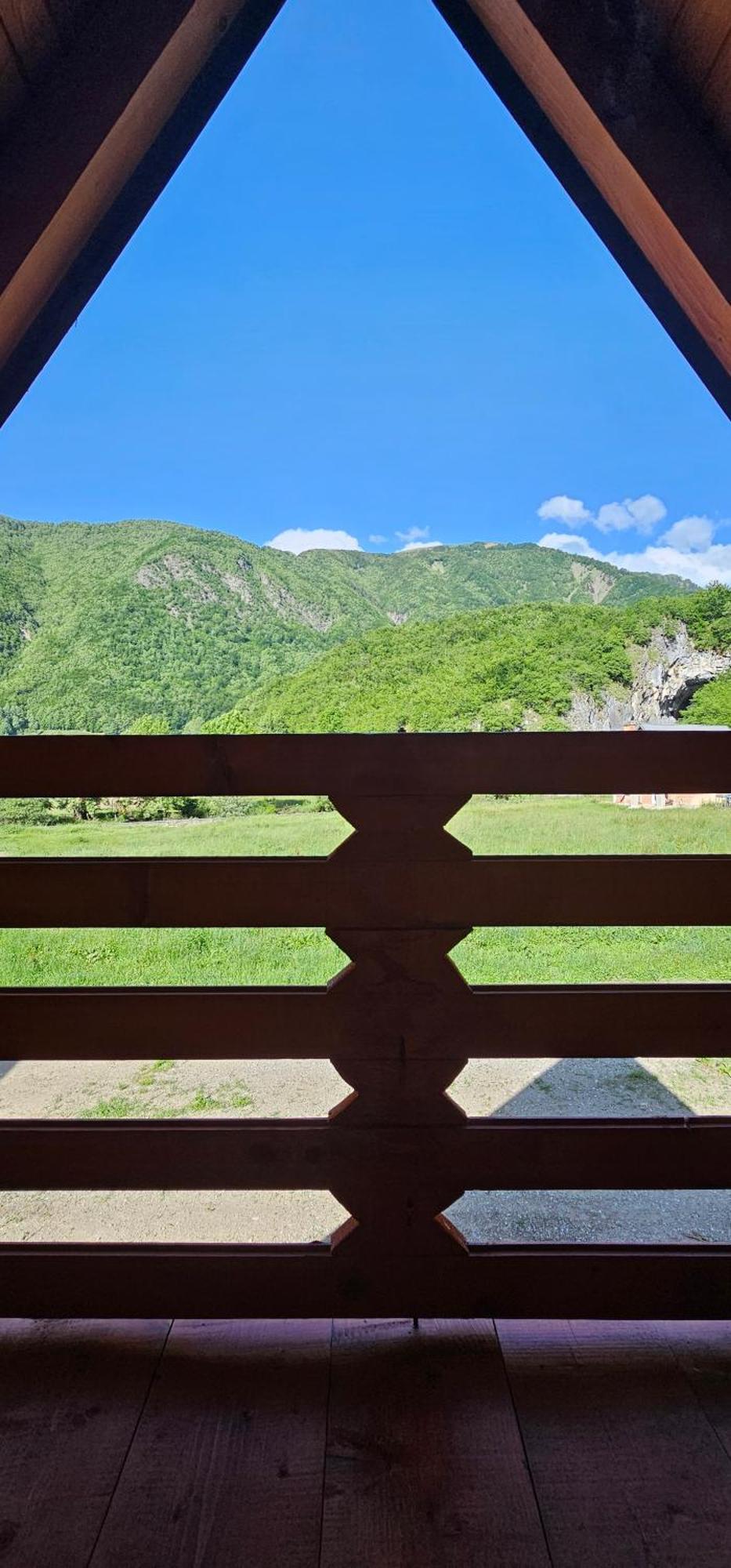 Vuthaj Ekoo Katun Jezercaヴィラ エクステリア 写真